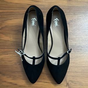 New Fioni Lucy Black Suede Heels size 10